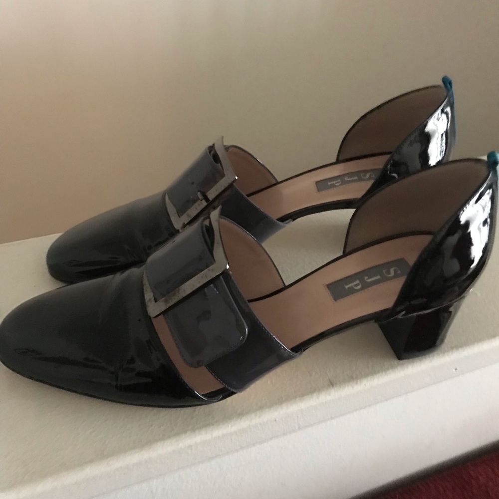 Gently used SJP “Anahita” Patent Leather shoes